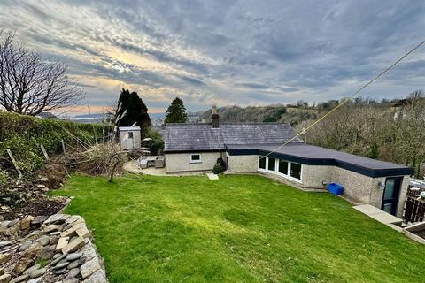 undefined, Caernarfon Road, Pwllheli