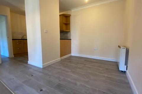 2 bedroom apartment to rent, New Copper Moss, Moss Lane, Altrincham