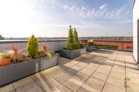 2 bedroom penthouse for sale, 794 Green Lanes, London N21