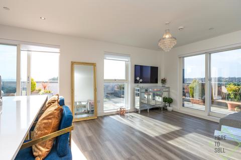 2 bedroom penthouse for sale, 794 Green Lanes, London N21