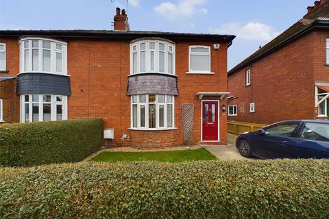 3 bedroom semi-detached house for sale, 29 York Road, Driffield, YO25 5AY