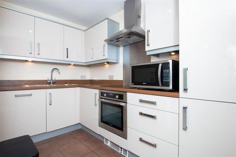 1 bedroom apartment to rent, Manhattan House, Milton Keynes MK9
