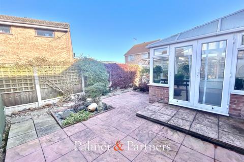 3 bedroom bungalow for sale, Peter Bruff Avenue, Clacton-on-Sea, Essex, CO16