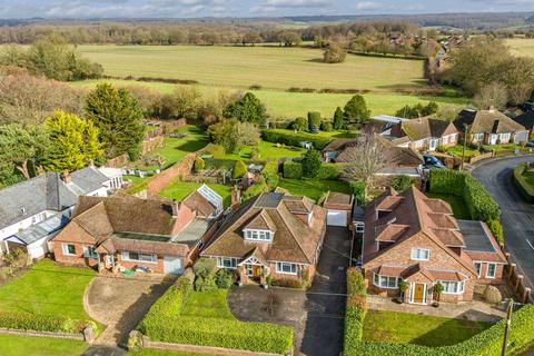 5 bedroom chalet for sale, Main Road, High Wycombe HP14