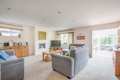 5 bedroom chalet for sale, Main Road, High Wycombe HP14