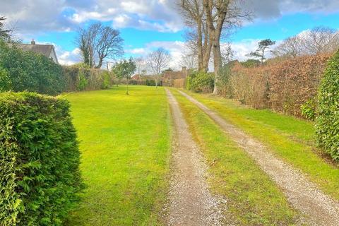 5 bedroom detached house for sale, Hempstead Lane, Hailsham, BN27