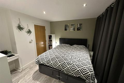 3 bedroom apartment for sale, East Drive, Beaufort Park, Colindale, NW9