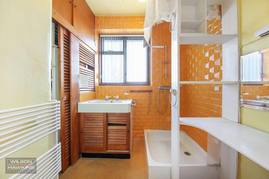 24 Beechwood Avenue - YKXk50 NPR3g8my WTXD9b.jpg