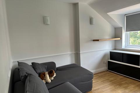 1 bedroom flat to rent, Upton Park, Slough SL1