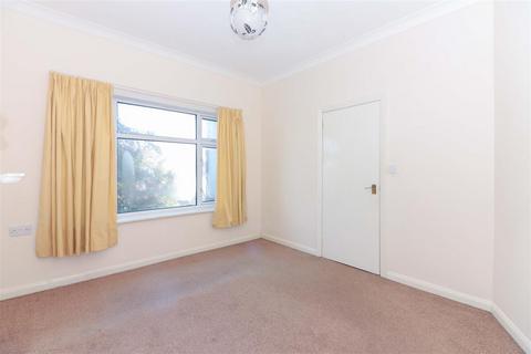 1 bedroom flat to rent, Broadwater Road, Worthing