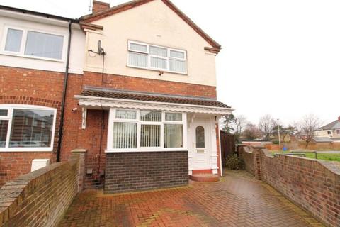 2 bedroom end of terrace house to rent, Westminster Road, Darlington DL1