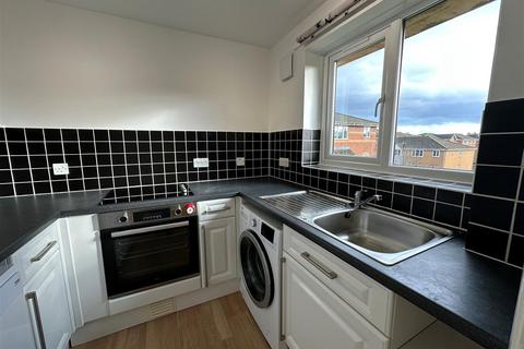 1 bedroom flat to rent, Ascot Court, Aldershot