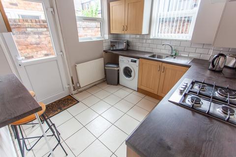 3 bedroom house for sale, Molyneux Road, L6 6AW,