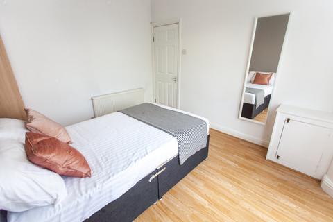 undefined, Molyneux Road, L6 6AW,