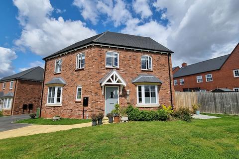 4 bedroom detached house for sale, The Locks, Long Itchington, CV47