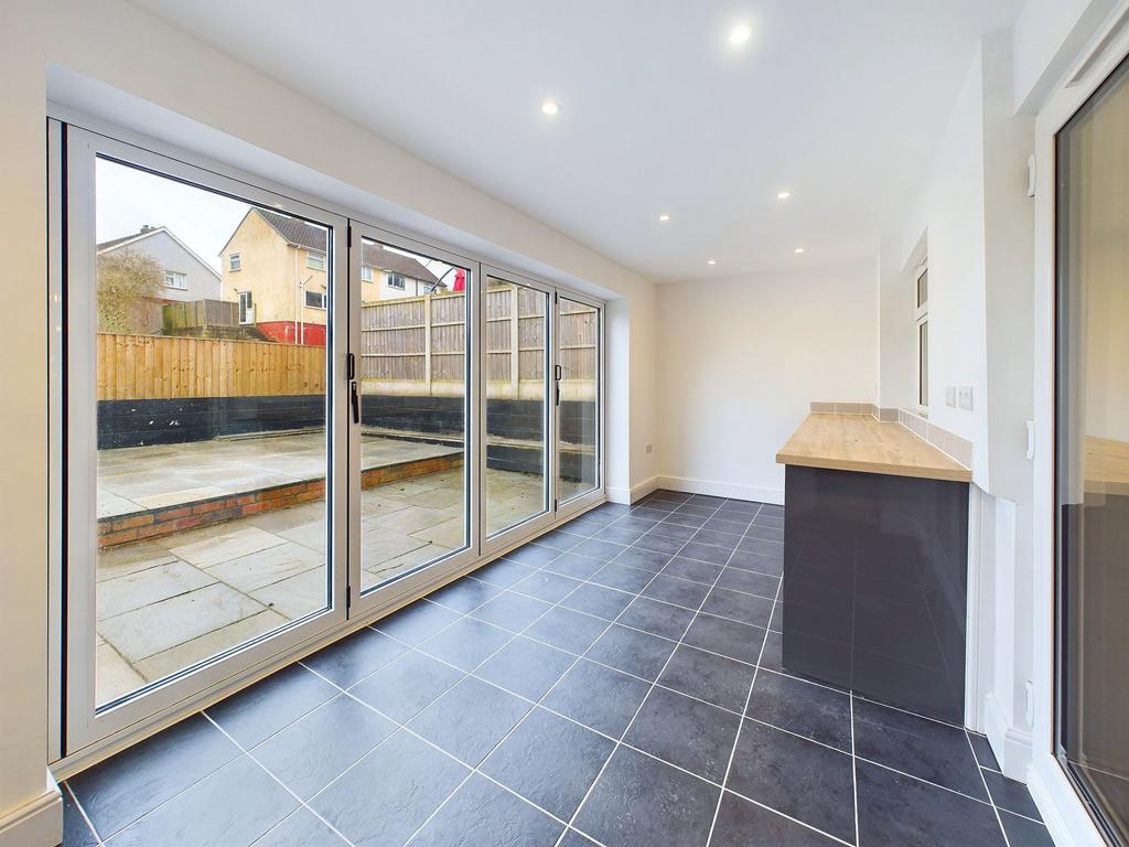 Sun Room/Utility