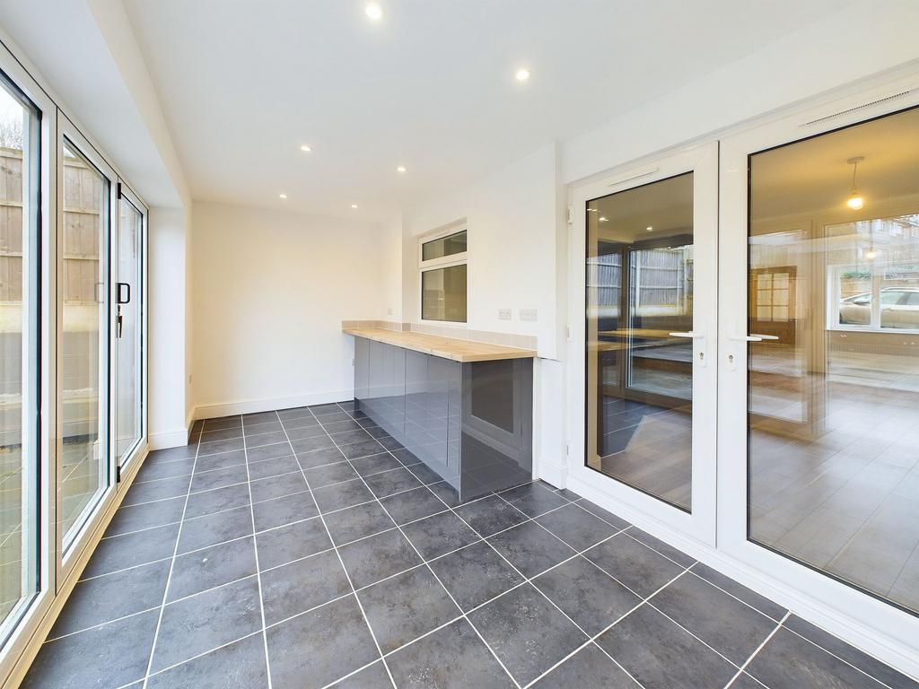 Sun Room/Utility