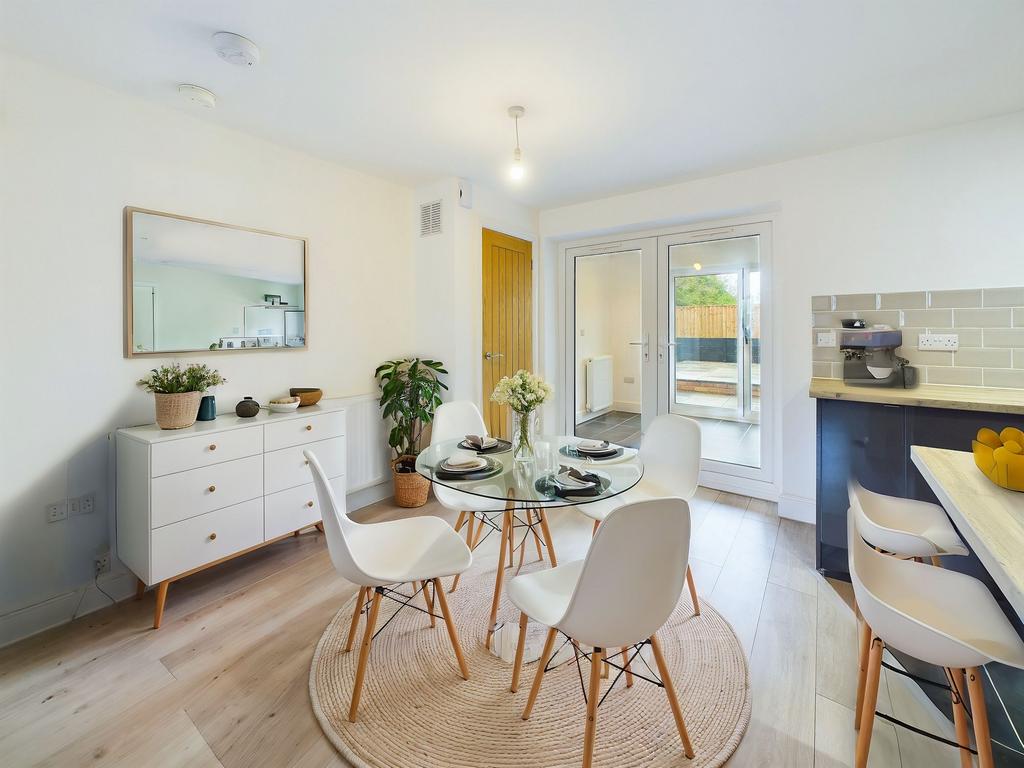 Dining Area (Virtually Furnished)