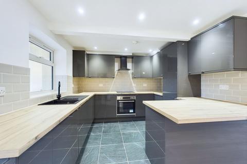 145 Simkin Avenue, Nottingham, NG3 6HU