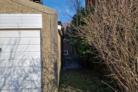 undefined, Hollington House, 1 Parklands, Kingston upon Thames, London, KT5