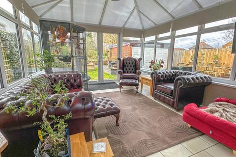 4 bedroom detached house for sale, The Long Shoot, Nuneaton