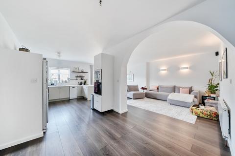 5 bedroom bungalow for sale, Grasmere Gardens, Harrow