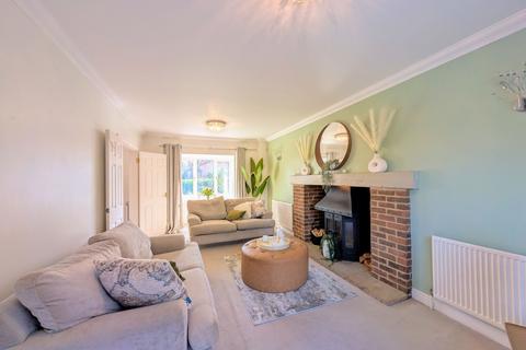 29 Cloudberry, Walnut Tree, Milton Keynes, MK7 7DL