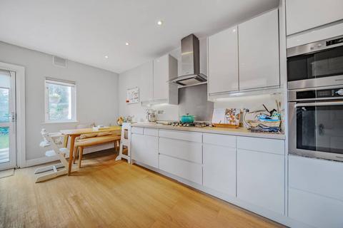 3 bedroom end of terrace house for sale, Station Road, Bromley, BR1