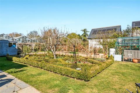 4 bedroom detached house for sale, Lower Road, Effingham, KT24