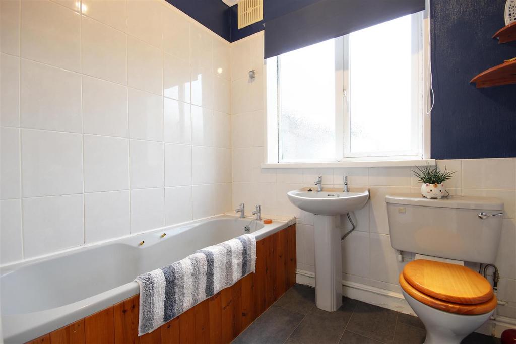 Bathroom/w.c