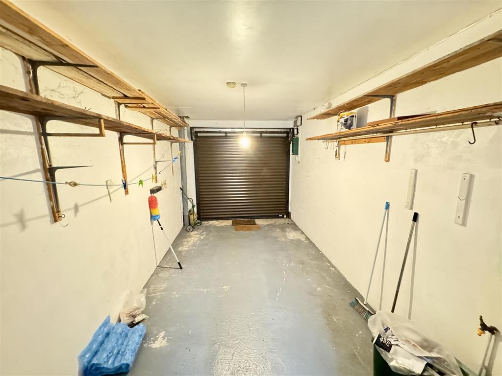 Integral garage