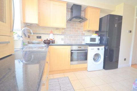 3 bedroom semi-detached house to rent, Brookdale Avenue, Upminster, Essex, RM14