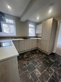 2 bedroom semi-detached house to rent, New Road, Littleborough, Rochdale , OL15 8PL