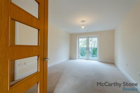 1 bedroom apartment for sale, Wolsey Court, Knighton Park Road, Leicester