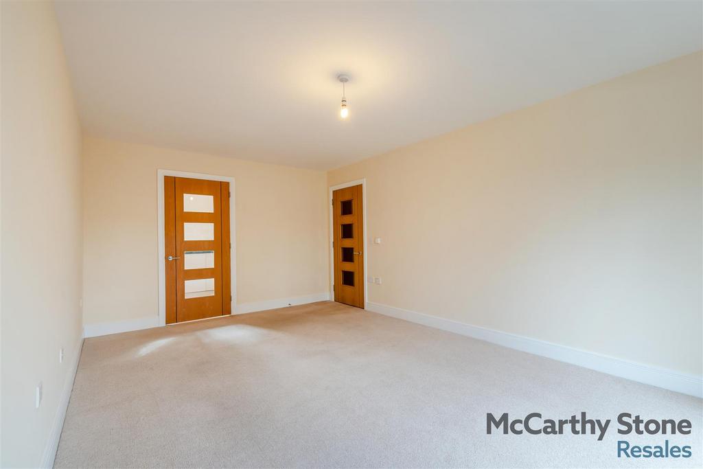 8636704-interior15.jpg