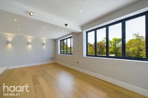 1 bedroom apartment for sale, Brondesbury Park, LONDON