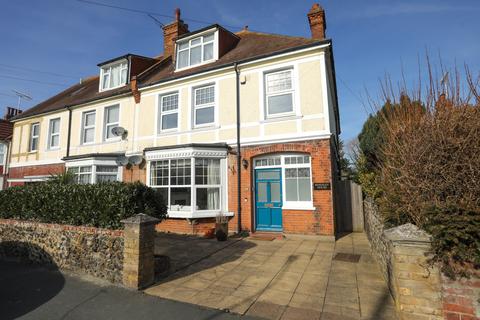 29 Epple Bay Road, Birchington, CT7 9EN