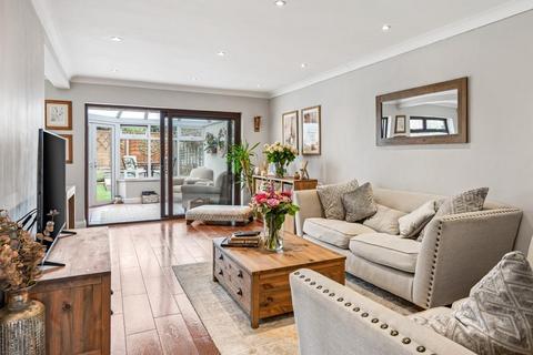 13 Fairfield, Buntingford, SG9 9NT