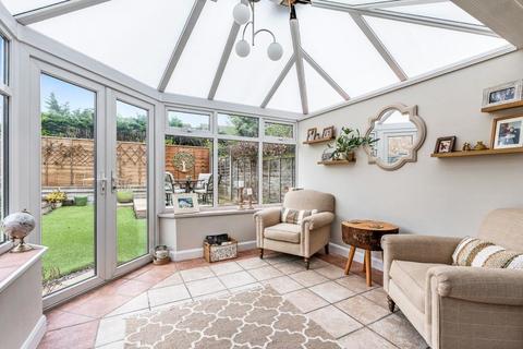 13 Fairfield, Buntingford, SG9 9NT