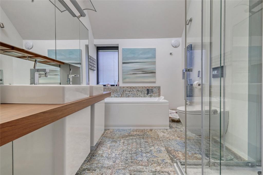 Ground F. Bathroom