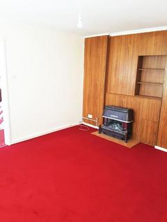 3 bedroom end of terrace house to rent, SS15