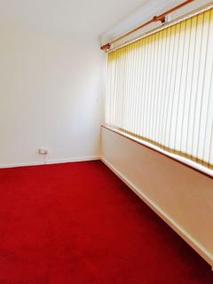 3 bedroom end of terrace house to rent, SS15