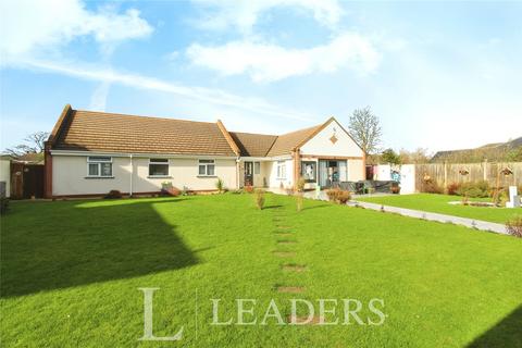 4 bedroom bungalow for sale, Anglesey Road, Anglesey Lodge, Gosport