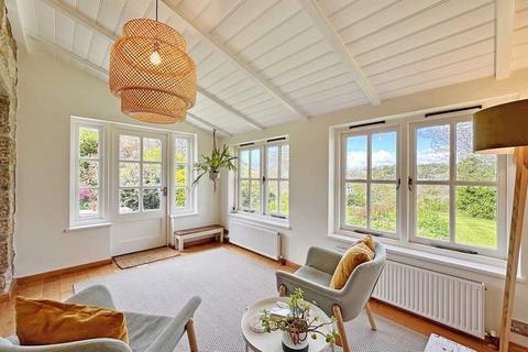 Quillet Cottage Trenwheal, Leedstown, Hayle, TR27 6BP
