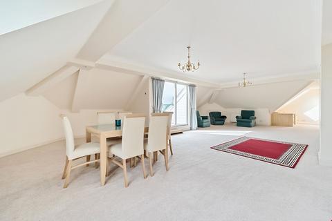 2 bedroom penthouse for sale, Truro city centre, Cornwall