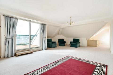 2 bedroom penthouse for sale, Truro city centre, Cornwall