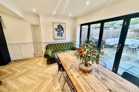 12 Lakeside Close, Sidcup, DA15 9PW