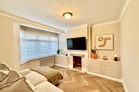 12 Lakeside Close, Sidcup, DA15 9PW