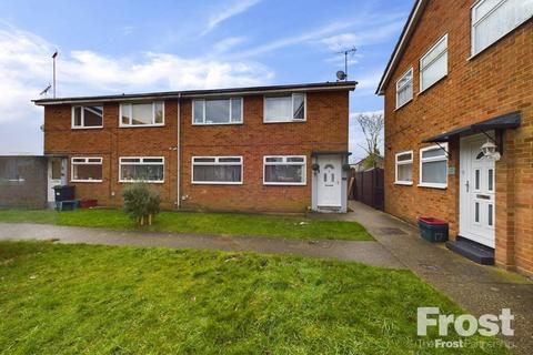 2 bedroom maisonette for sale, Peninsular Close, Feltham, Middlesex, TW14