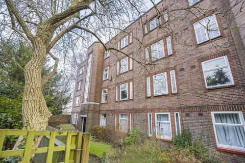 2 bedroom apartment for sale, Rosemary Gardens, Mortlake, London, SW14 7HD